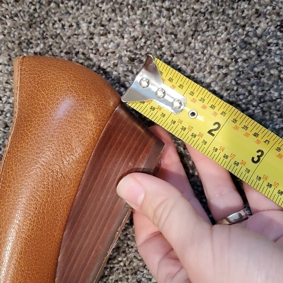 Michael Michael Kors Women Dress Wedge leather shoes Peep Toe sz 7M - Picture 13 of 13